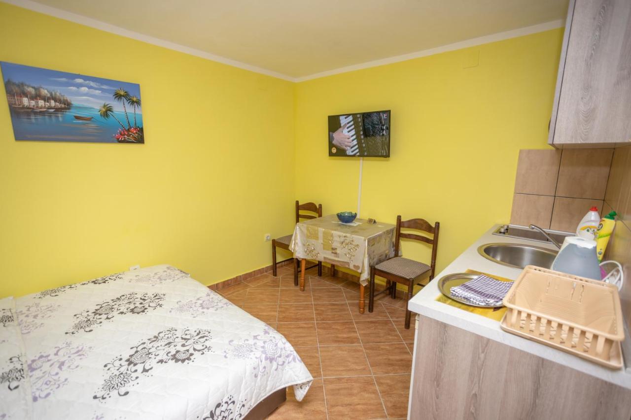 Adriana Apartments تْشيرسيك نوفي المظهر الخارجي الصورة
