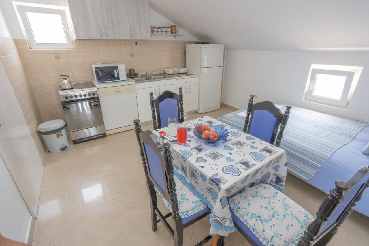 Adriana Apartments تْشيرسيك نوفي المظهر الخارجي الصورة